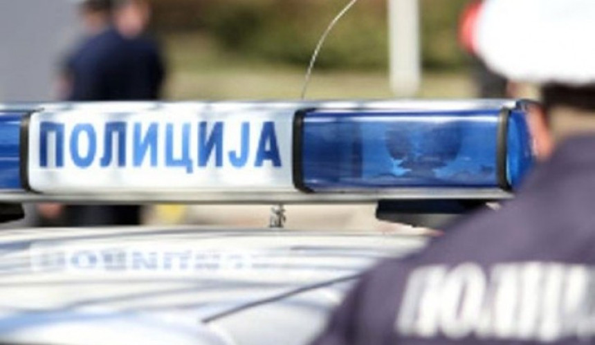 Upao u kladionicu i odnio siću