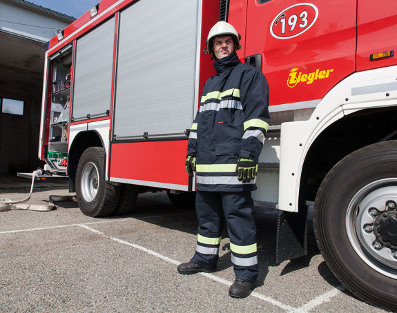 U požaru stana izgorio muškarac 