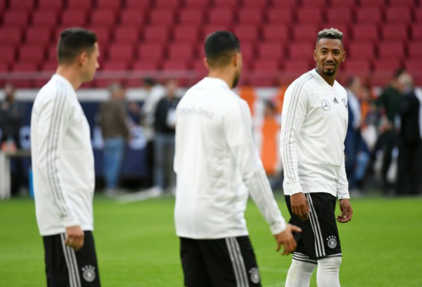 Boateng gospodski: Samo me pustite da se oprostim!