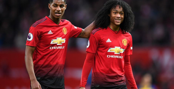 LŠ: Junajted u Parizu sa petoricom tinejdžera!