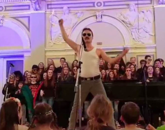 Ko kaže da đaci ne vole profesore 