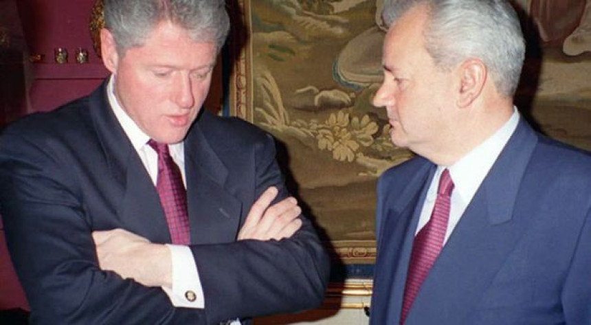 Клинтон прижељкивао да Милошевић попусти?