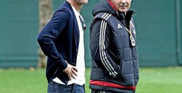 Nesta: Ne treba otpuštati Mihajlovića!