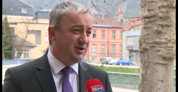 SNSD ponižava Republiku Srpsku