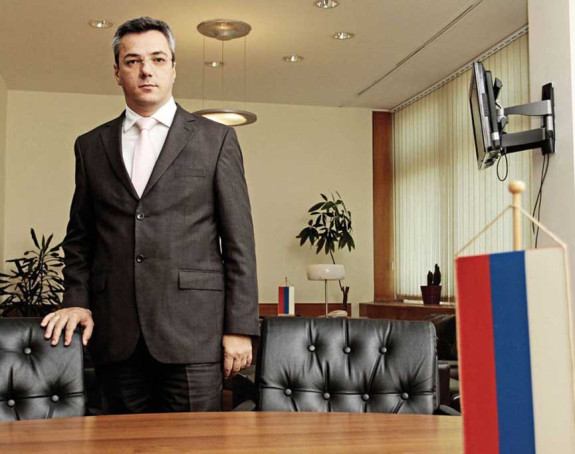Ko blokira sistem i život u BiH?