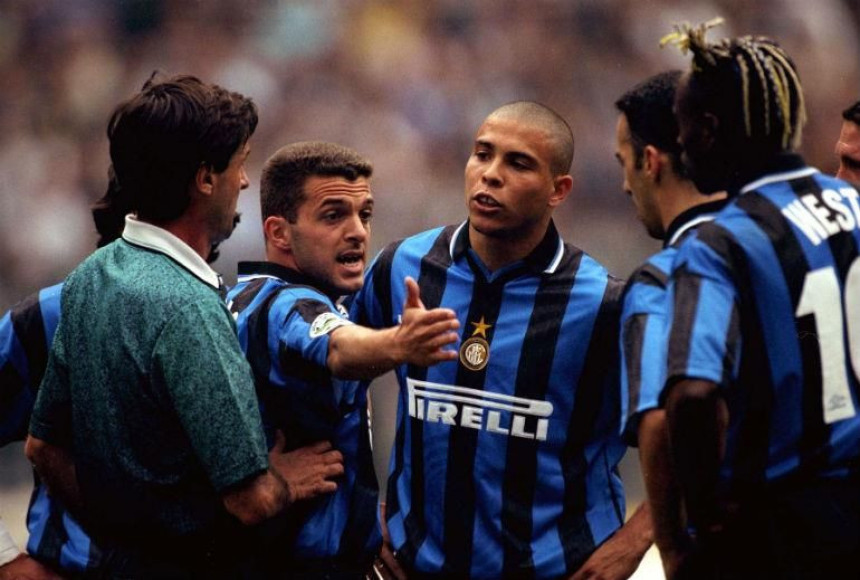 20 godina od “velike pljačke“ i najkontroverznijeg penala u istoriji Serije A