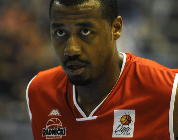 Bivši MVP ABA lige dobio otkaz... Jer je previsok!