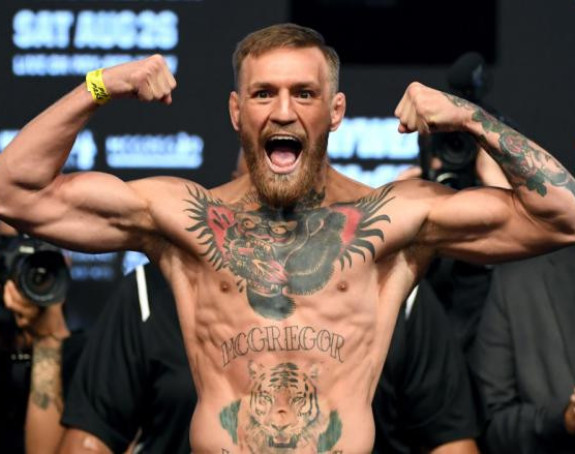 Video: Mekgregor napao autobus u Njujorku!