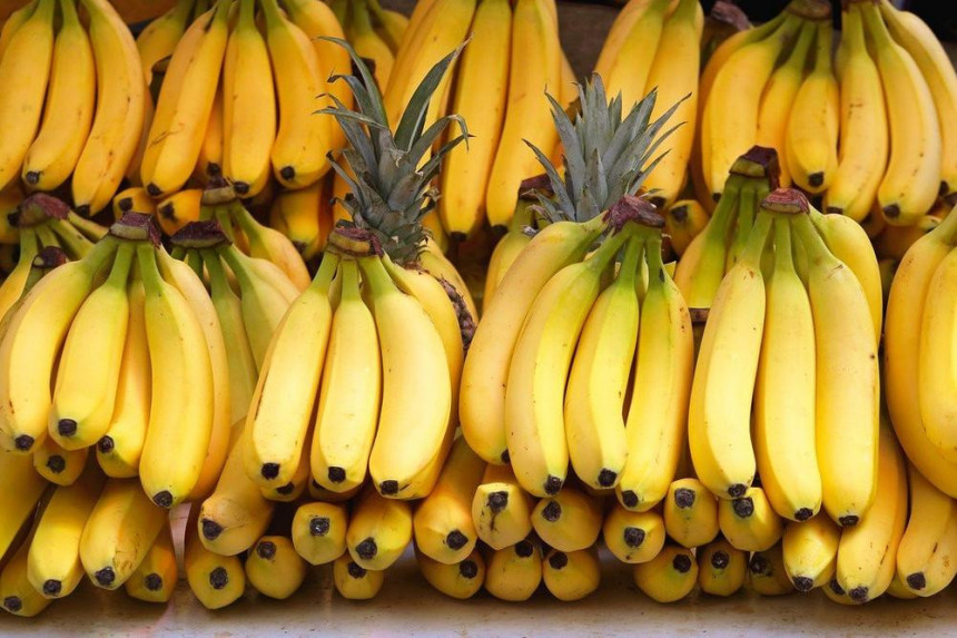 Шта се дешава са вашим тијелом ако свакодневно једете банане?