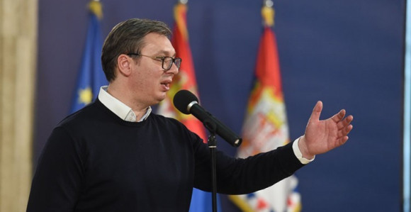 Vučić: Ekonomija ne smije da trpi 