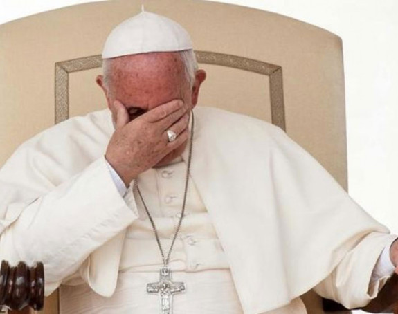 Papa se srami ''majke svih bombi''
