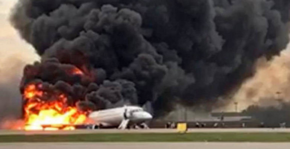 Погинула 41 особа у авиону