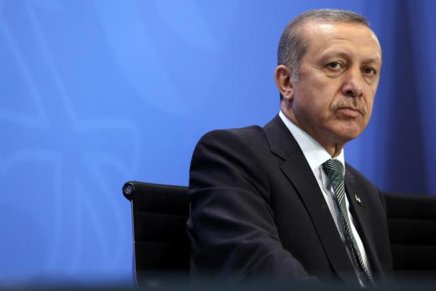 Erdoganovo "ili-ili": Opet prijeti Evropi