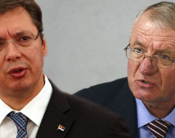 Vojislav Šešelj ide na konsultacije s Vučićem