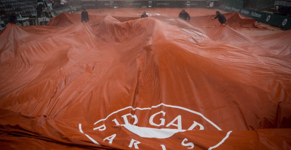 RG: - Užasan dan zbog kiše! Nole sutra od 11:00!