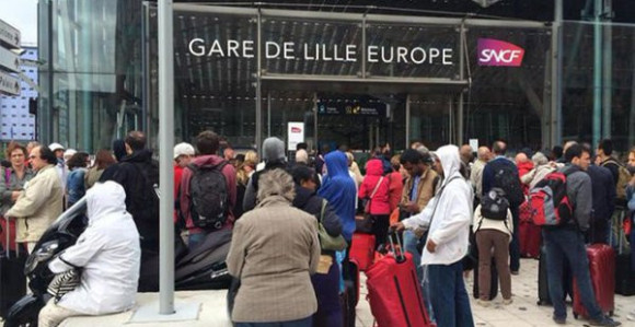 Evakuacija zbog sumnjivog paketa