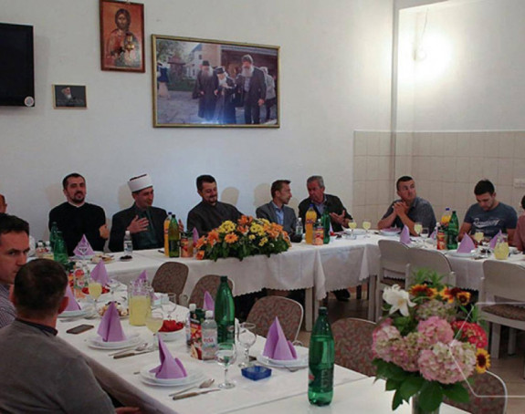 Ифтар за муфтију мостарског 