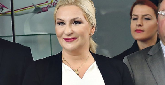 Zorana od zlata: Na sebi ima 4.000 evra!