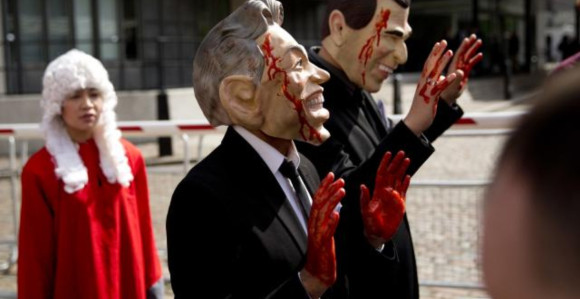 VB neopravdano u rat, Bler obećao Bušu