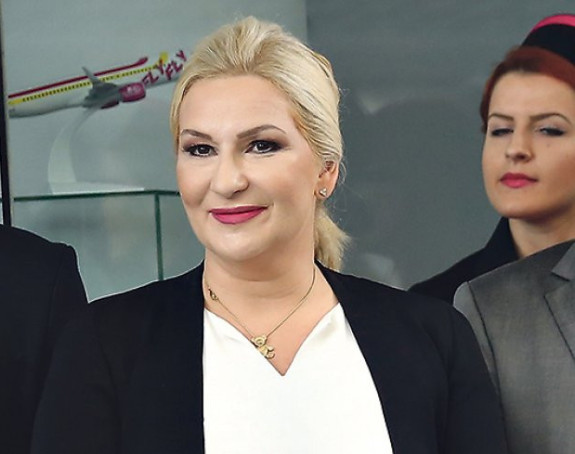 Zorana od zlata: Na sebi ima 4.000 evra!