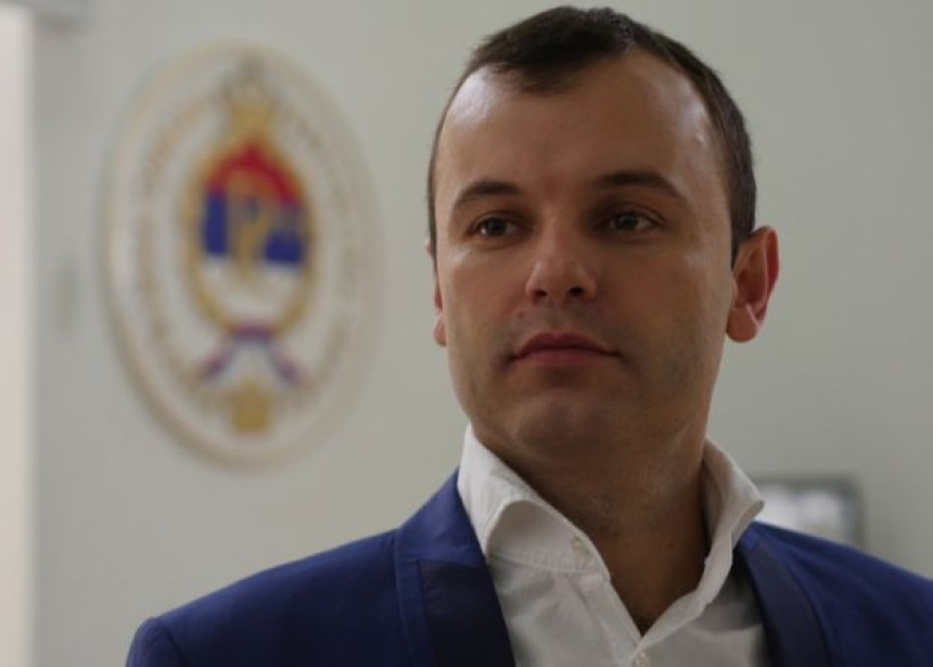 Grujičić otkazao promociju knjige