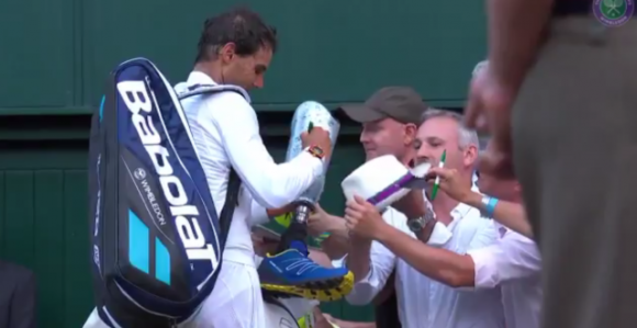 Da ti se potpišem na lopticu?!