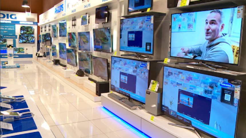 Golovi pa kupcima besplatan TV