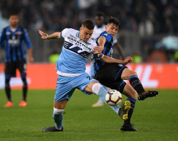 Mančester sad ispred Parižana!