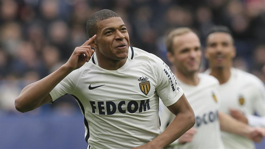 Mbape nije tražio, ali "treba" da ide!