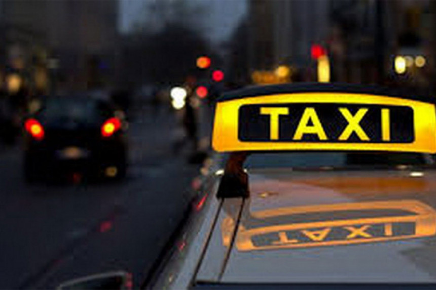Bihać: Taksijem prevozili migrante