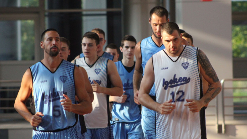 Igokea krenula jako: Da budemo porodica!