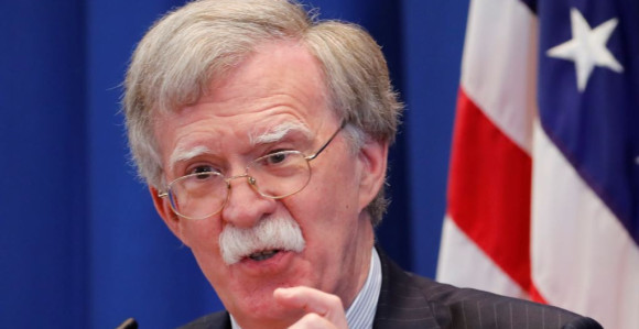 SAD pojačava pritisak: Bolton uskoro u Srbiji?