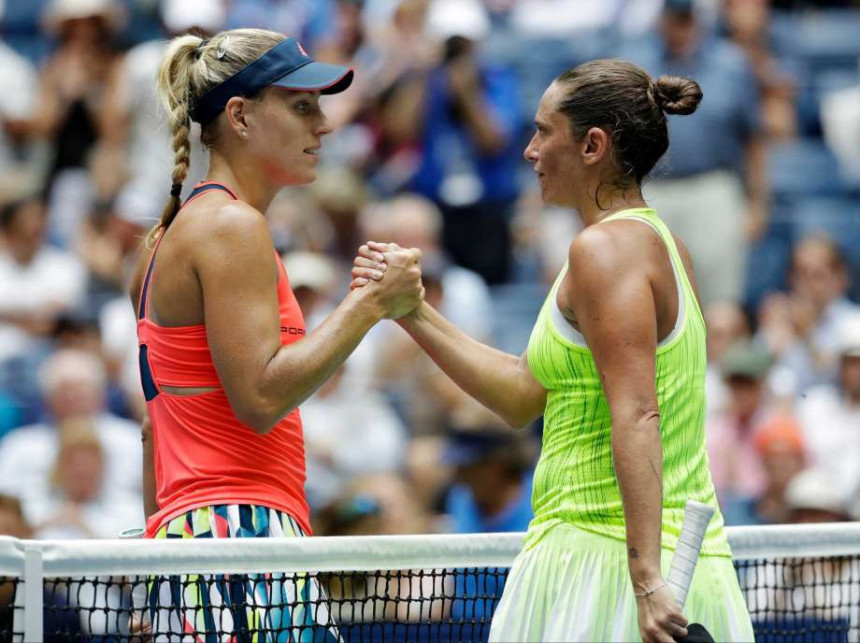 US open: Od drame do rutine - Kerber preko Vinči u polufinalu!