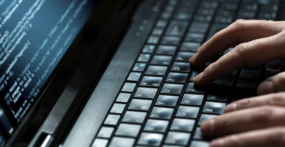 Haker ojadio firmu za pola miliona evra