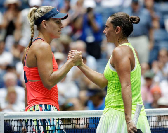US open: Od drame do rutine - Kerber preko Vinči u polufinalu!