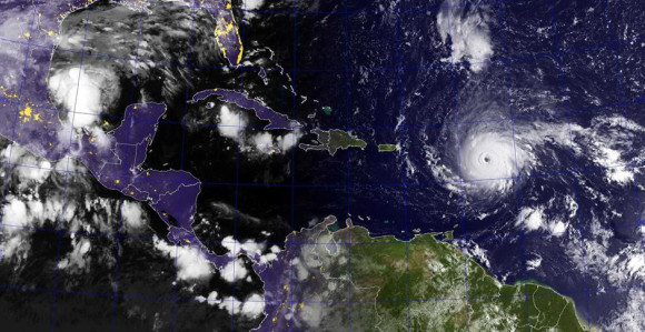 Tramp proglasio vanredno stanje