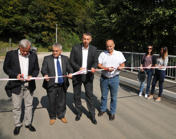 Otvoren most na rijeci Bezujci