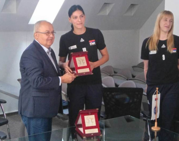 ''Neprijatno je koliko su ljudi u Srpskoj ljubazni''!