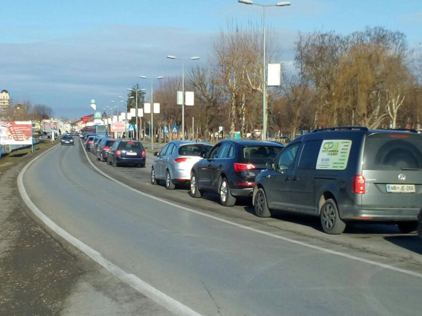 VELIKE GUŽVE: Izbjegavajte ove granične prelaze