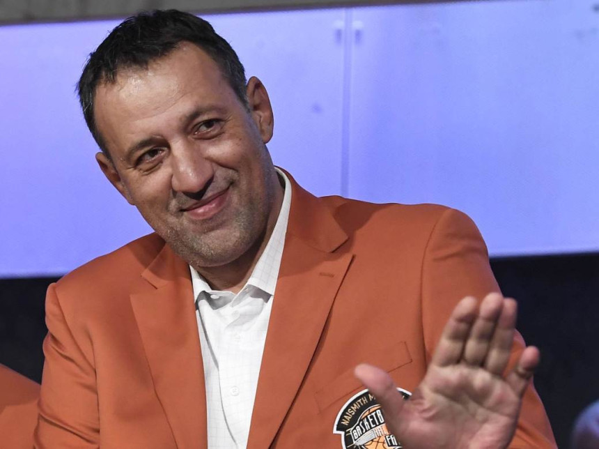Divac: Dobio sam poruke od Bogdana i Bjelice...