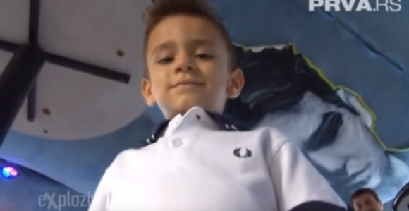 Duki sahranjen uz himnu Partizana