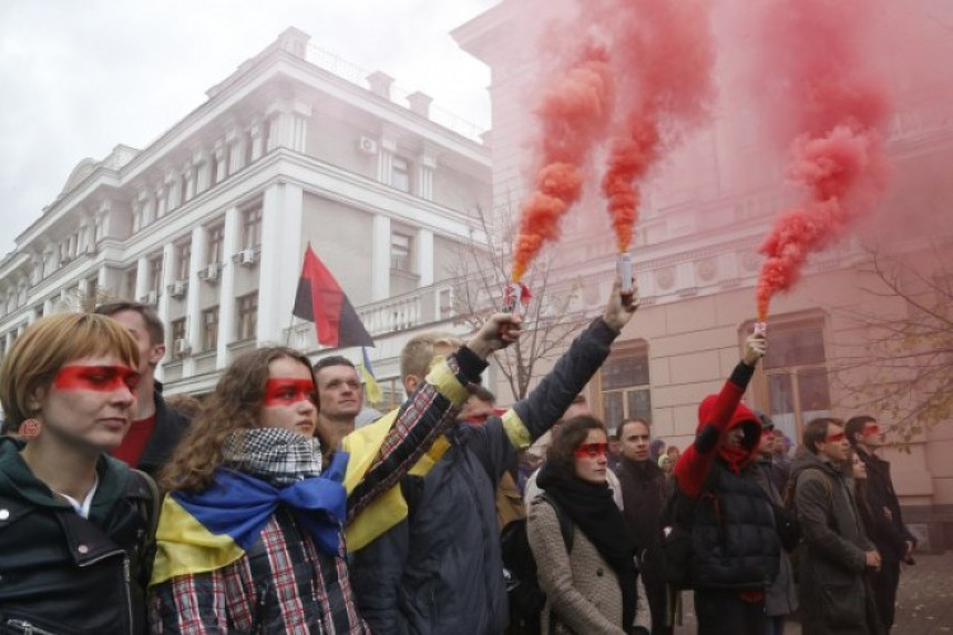 Protest u Kijevu protiv mirovnog plana za Ukrajinu