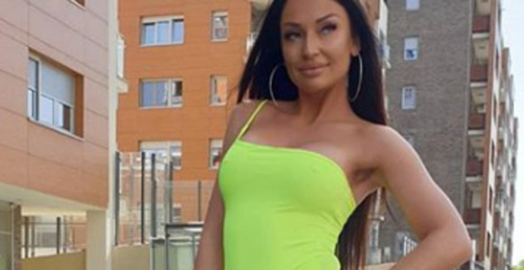 Kaća Živković posle dužeg vremena zaljubljena! Evo ko je osvojio pevačicino srce! (FOTO)