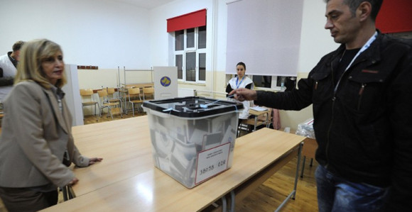 Vodi koalicija Ise Mustrafe i Aljbina Kurtija?  