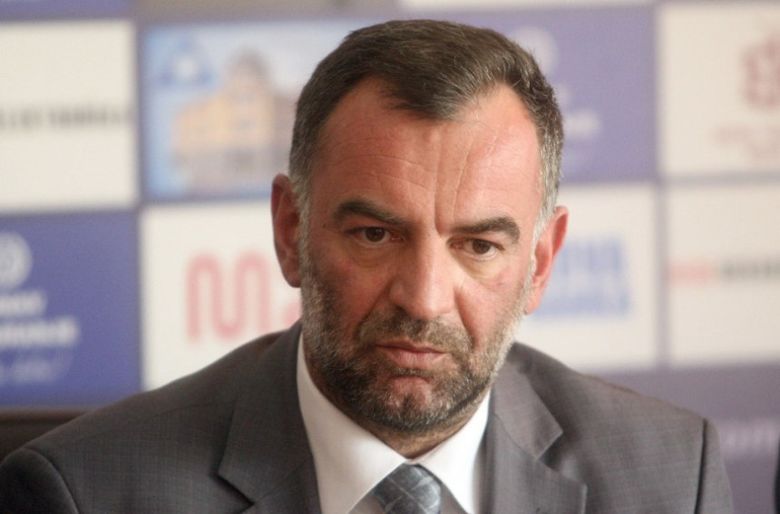 Dragan Savanović ostao bez fotelje
