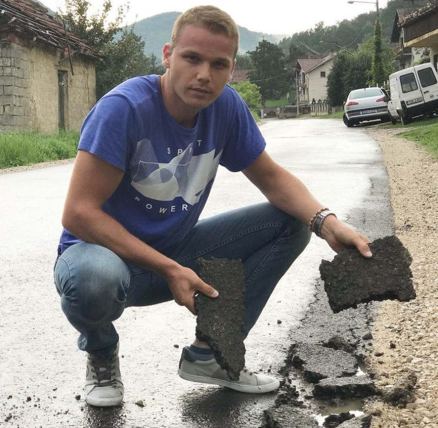 CIK kaznio PDP i Stanivukovića