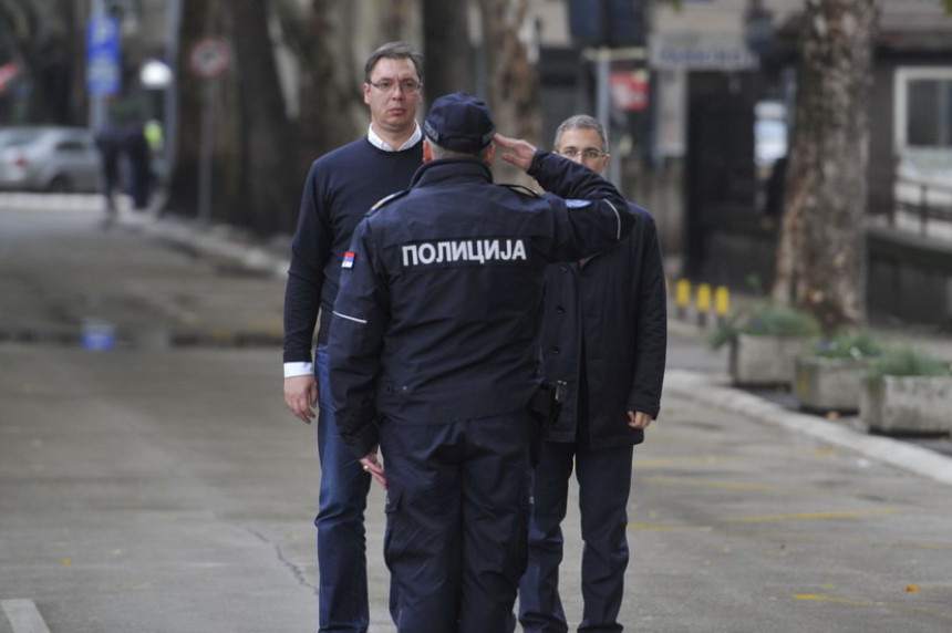 Uhapšen muškarac zbog prijetnji Vučiću