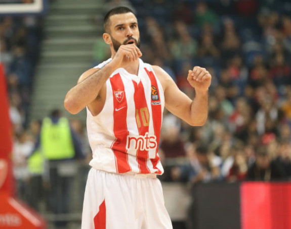 Лазић: Одбрана и енергија са трибина у служби побједе!