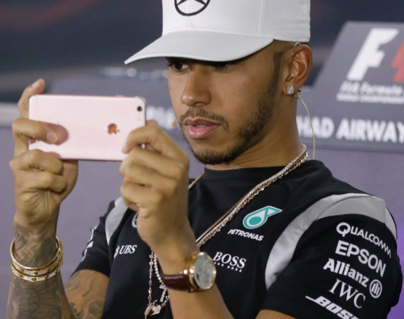 Hamiltonu dosadno u F1!