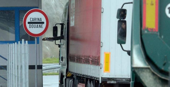 Bez rješenja za takse na robe